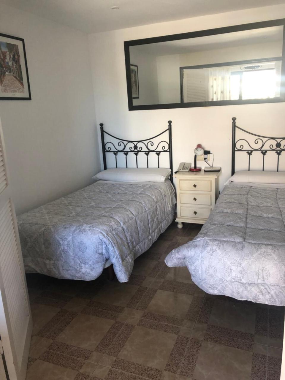 Apartamentos Mediterraneo Марбелья Екстер'єр фото